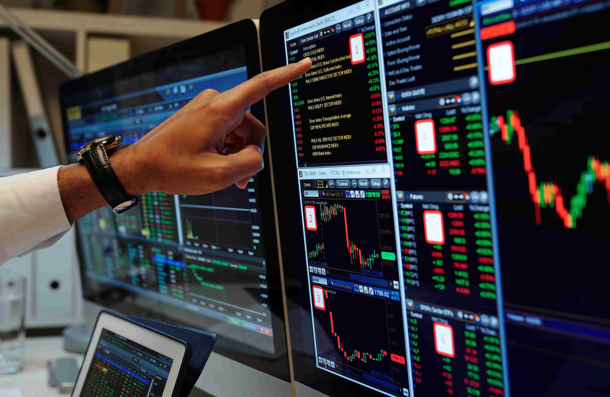 How Serious Traders Trade with Up to $100,000 Without Using Their Own Money hero image